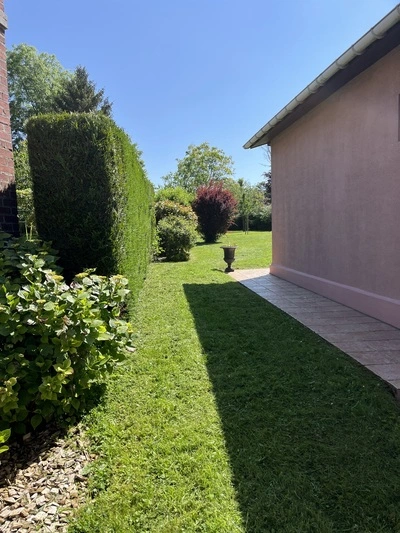 Entretien de jardin à Saint-Quentin par un professionnel